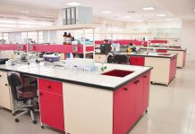 تجهیزات بخش آزمایشگاه بیمارستان